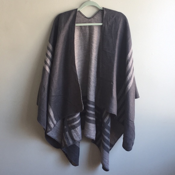 BB Dakota Sweaters - Reversible BB Dakota Poncho